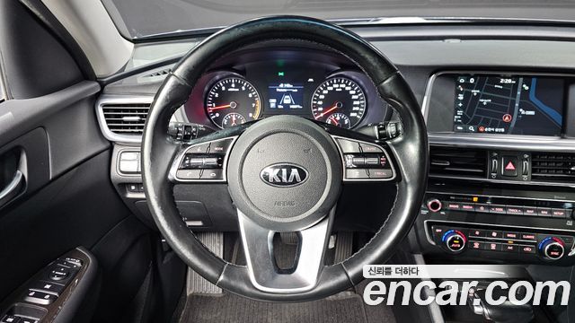 Kia K5 2019 — photo 12