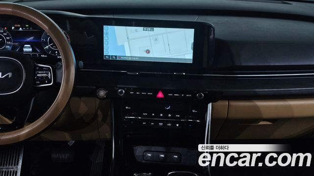 Kia Canival 2022 — photo 12