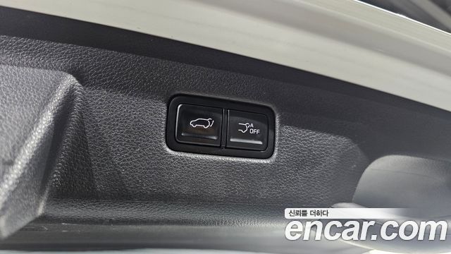 Kia Canival 2022 — photo 15