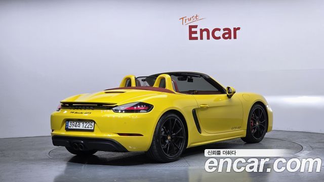Porsche 718 2018 — photo 2