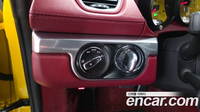 Porsche 718 2018 — photo 19