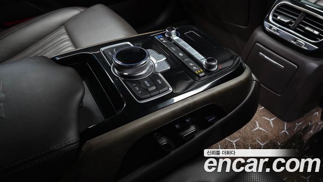 Genesis G90 2019 — photo 19
