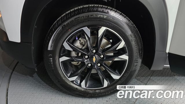Chevrolet Korea Trailblazer 2022 — photo 5