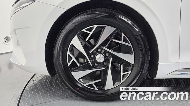 Hyundai Grandeur 2023 — photo 5