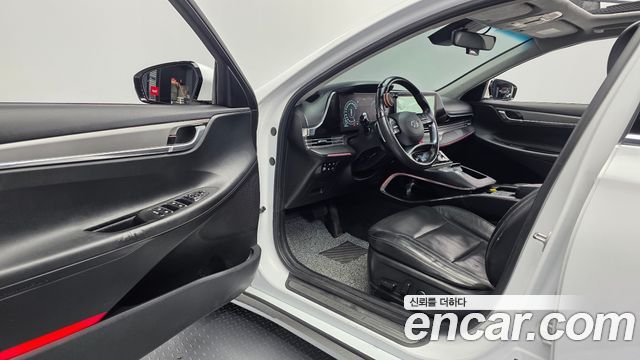 Hyundai Grandeur 2023 — photo 13