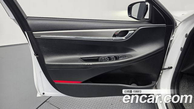 Hyundai Grandeur 2023 — photo 34