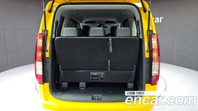 Hyundai Staria 2023 — photo 24