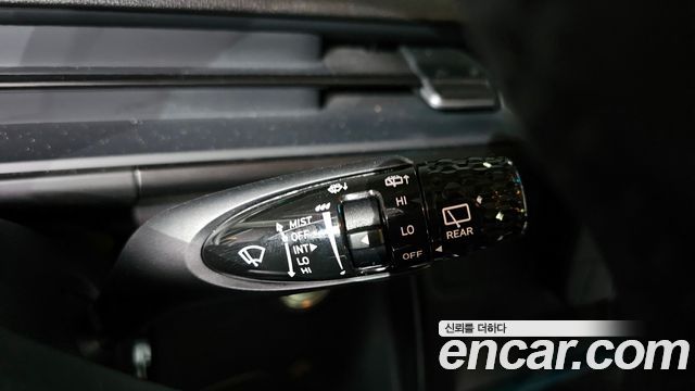 Hyundai Staria 2023 — photo 25