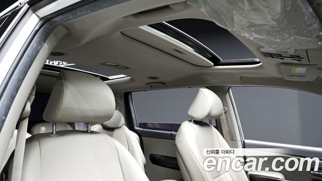 Kia Canival 2016 — photo 20