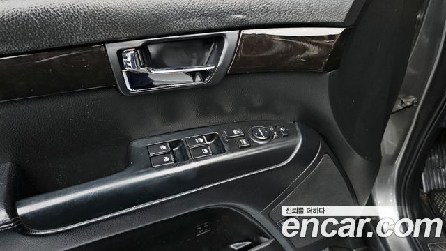 Kia Mohave 2012 — photo 17