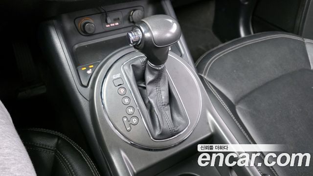 Kia Sportage 2012 — photo 9