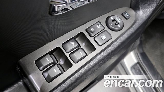 Kia Sportage 2012 — photo 13