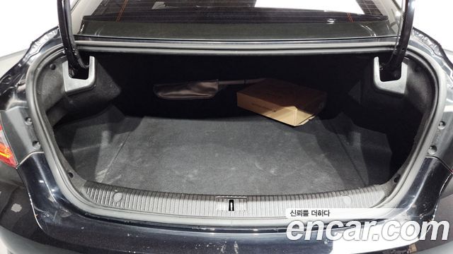 Renault Korea SM6 2021 — photo 26