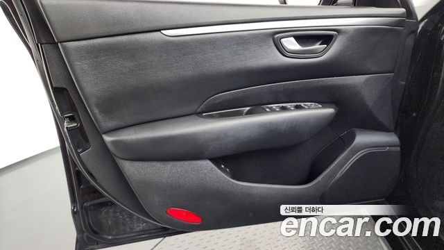 Renault Korea SM6 2021 — photo 14