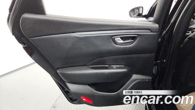Renault Korea SM6 2021 — photo 15
