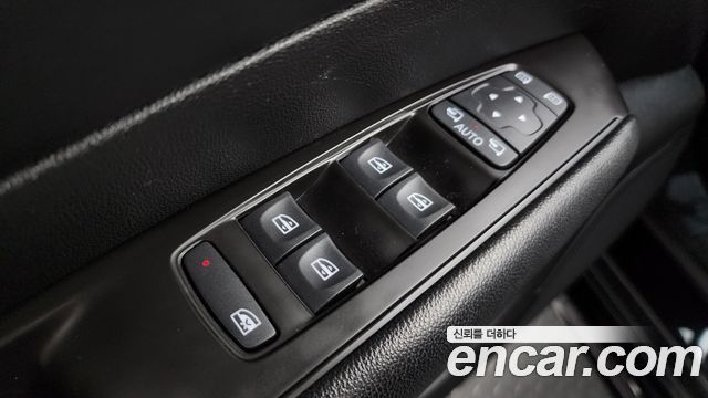 Renault Korea SM6 2021 — photo 27
