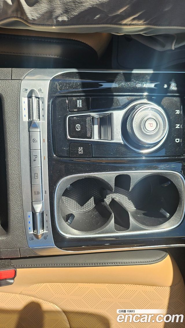 Kia Canival 2022 — photo 14
