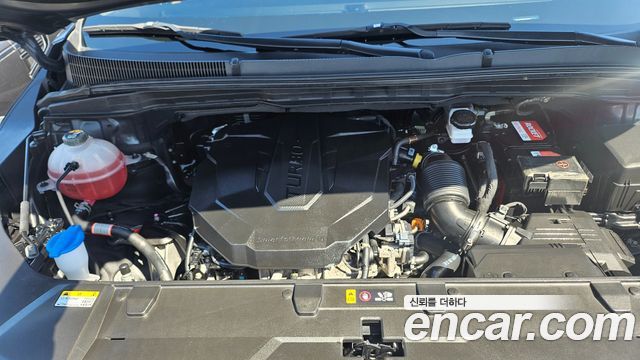 Kia Canival 2022 — photo 19