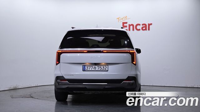 Kia Canival 2024 — photo 4