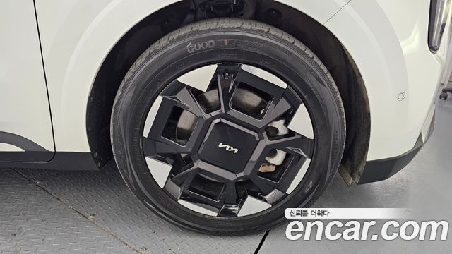 Kia Canival 2024 — photo 5
