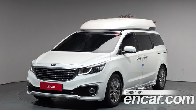 Kia Canival 2016 — photo 1
