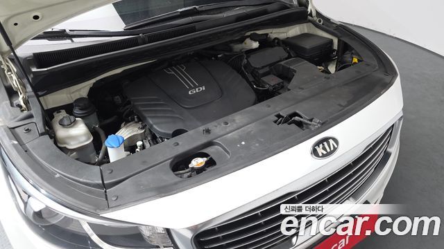 Kia Canival 2016 — photo 6