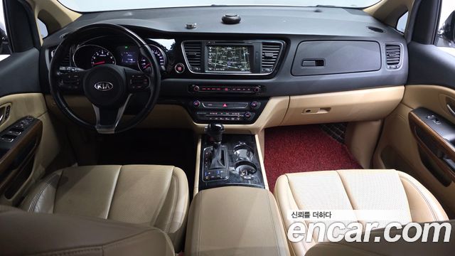 Kia Canival 2016 — photo 7