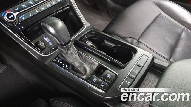 Hyundai Grandeur 2018 — photo 9