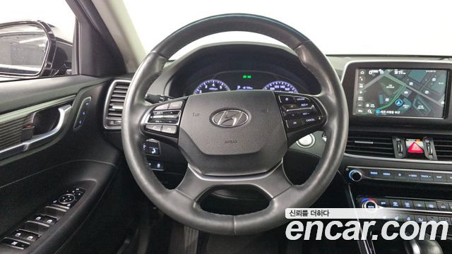 Hyundai Grandeur 2018 — photo 14