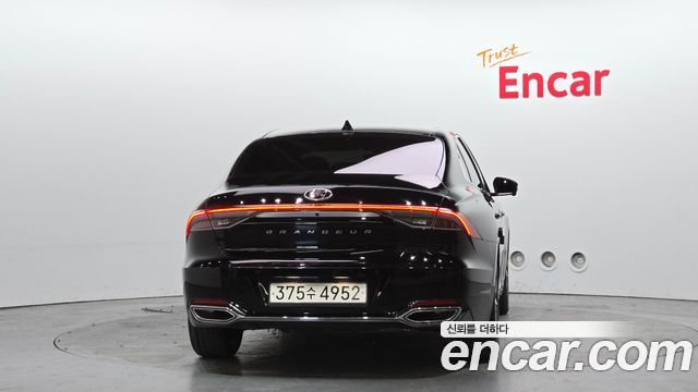 Hyundai Grandeur 2023 — photo 4