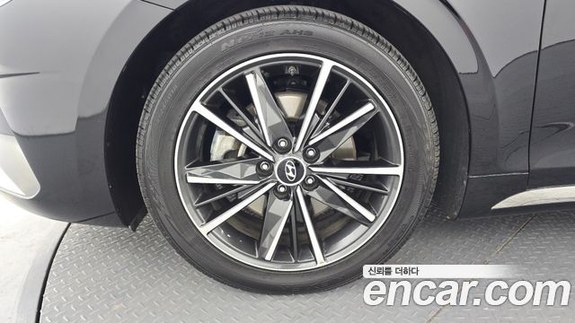 Hyundai Grandeur 2023 — photo 5
