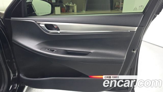 Hyundai Grandeur 2023 — photo 15