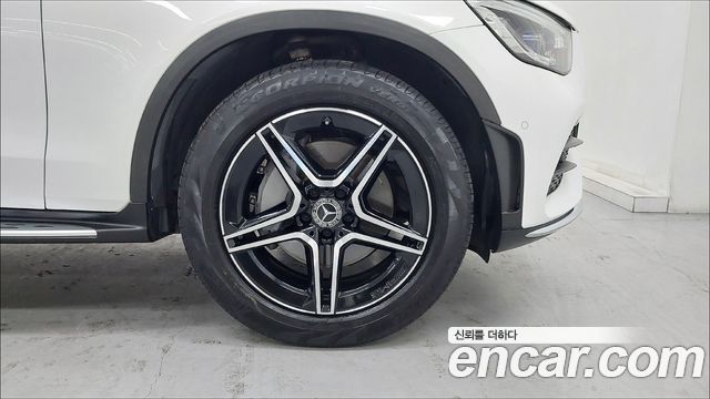 Mercedes-Benz GLC-Class 2023 — photo 5