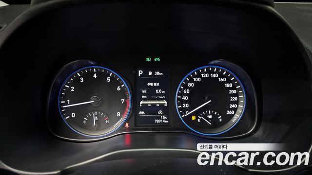 Hyundai Kona 2021 — photo 11