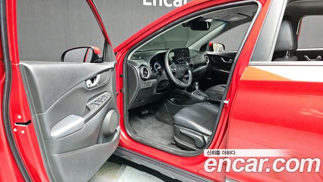 Hyundai Kona 2021 — photo 13