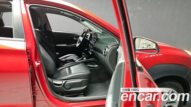 Hyundai Kona 2021 — photo 17