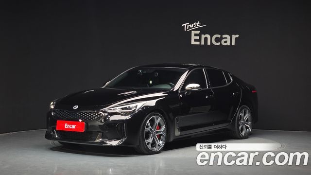 Kia Stinger 2019 — photo 1