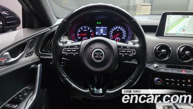 Kia Stinger 2019 — photo 13