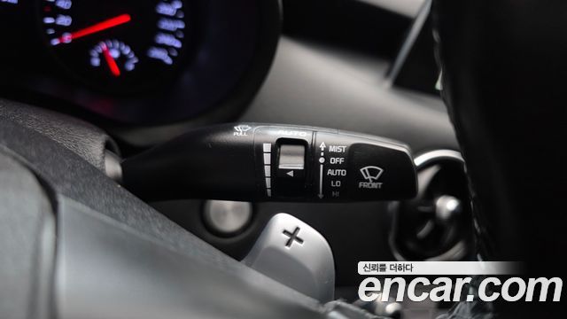 Kia Stinger 2019 — photo 16
