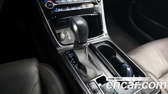 Hyundai Grandeur 2018 — photo 12