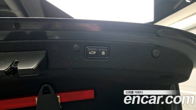 Hyundai Grandeur 2018 — photo 24