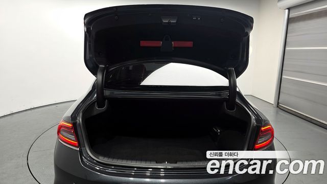 Hyundai Grandeur 2018 — photo 26