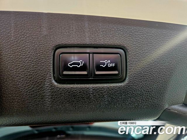 Kia Canival 2023 — photo 6
