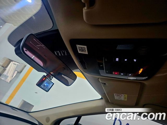 Kia Canival 2023 — photo 15