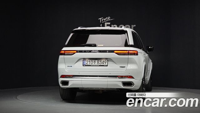 Jeep Cherokee 2023 — photo 4