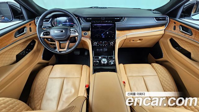 Jeep Cherokee 2023 — photo 7