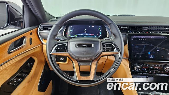 Jeep Cherokee 2023 — photo 13