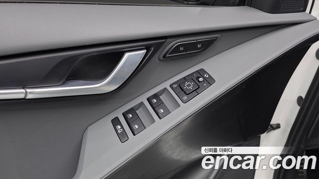 Kia Niro 2025 — photo 28