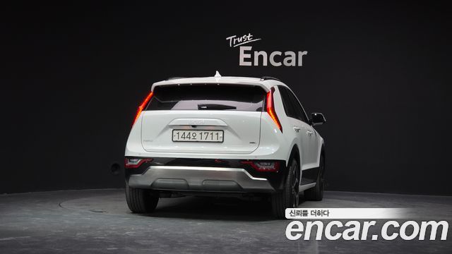 Kia Niro 2025 — photo 4