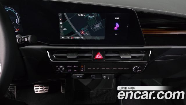 Kia Niro 2025 — photo 20